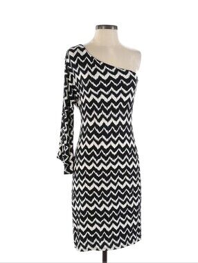 INC Black and White Zigzag One-Shoulder Dress